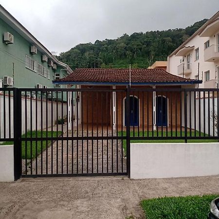 Casa Praia Grande Com Churrasqueira Villa Ubatuba Exterior foto